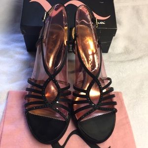Nina Bravada Heels
